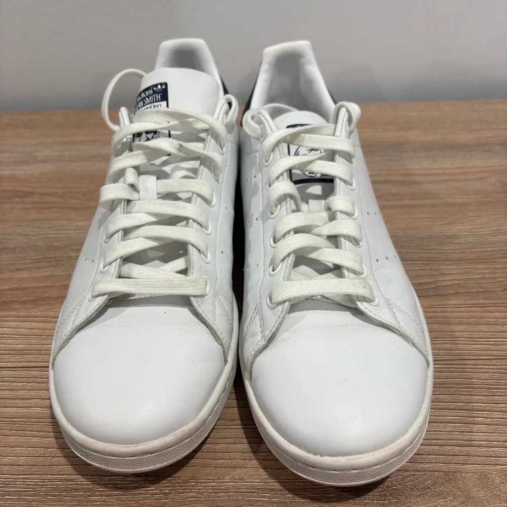 Adidas Classic Stan Smith Sneakers Mens White Size 9.5 Navy Blue Low Top Shoes